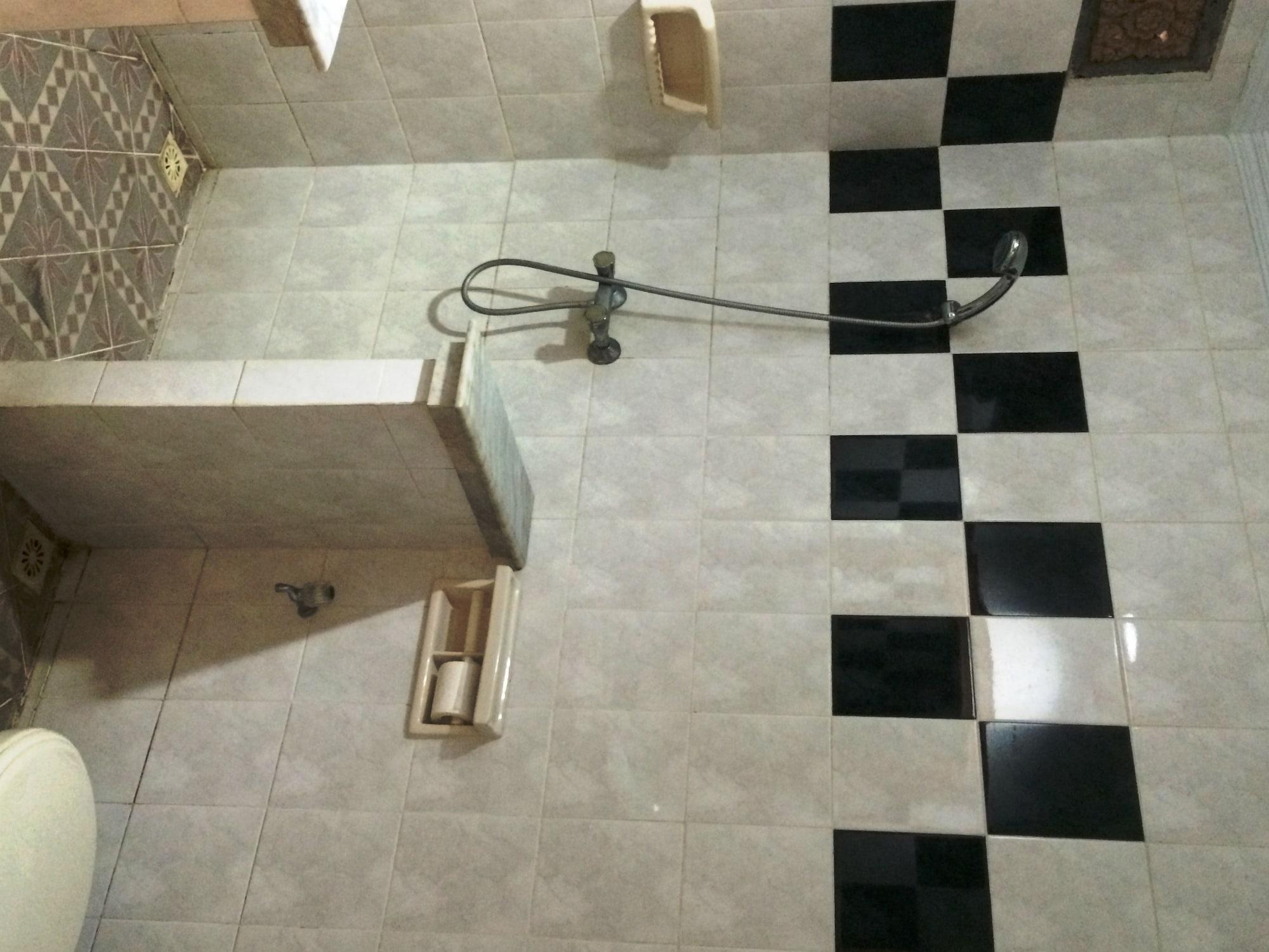 Sri Ratu Hotel レギャン エクステリア 写真