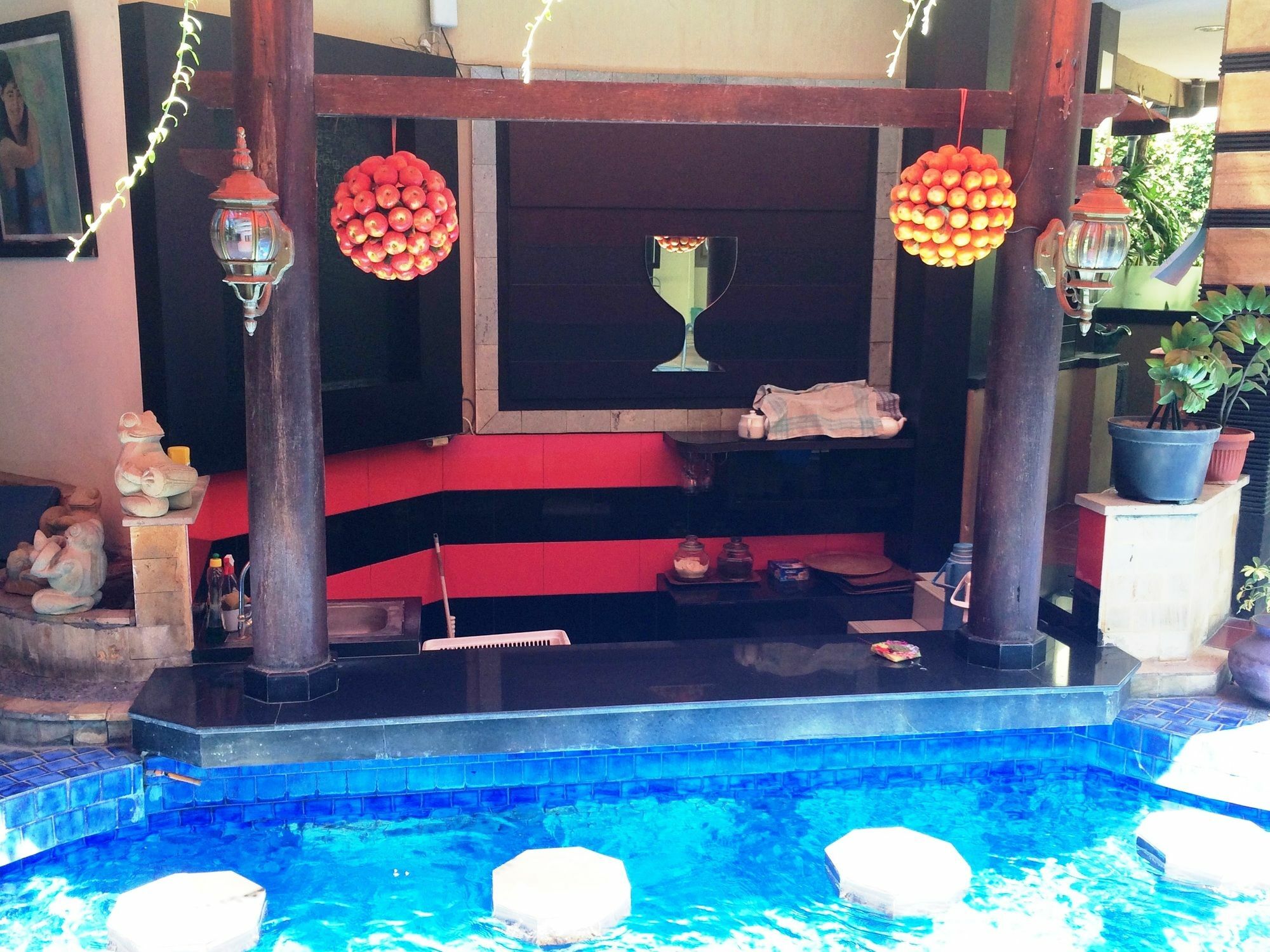 Sri Ratu Hotel レギャン エクステリア 写真